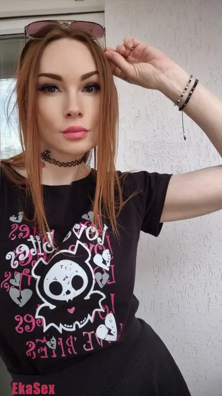 Аня